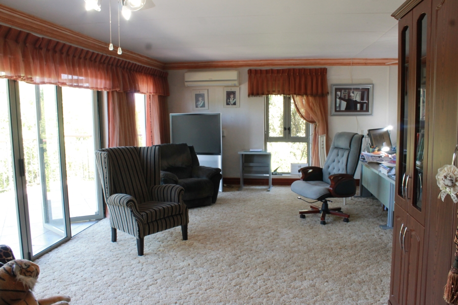 4 Bedroom Property for Sale in Kshane North West